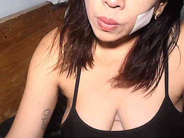 Holygurly webcam