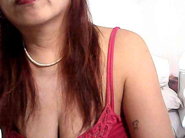 Holygurly webcam