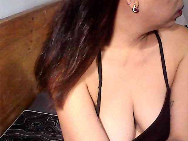 Holygurly webcam