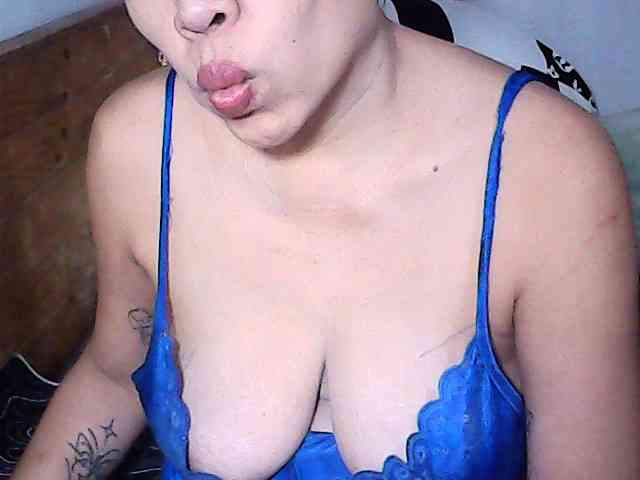 Holygurly webcam