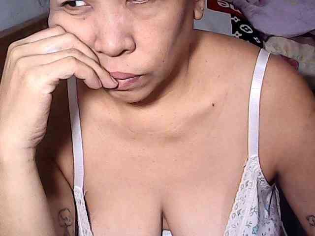 Holygurly webcam