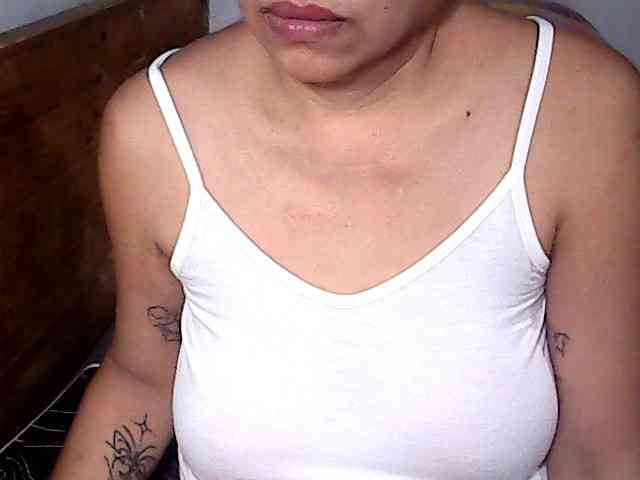 Holygurly webcam