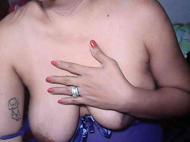Holygurly webcam