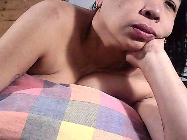 Holygurly webcam