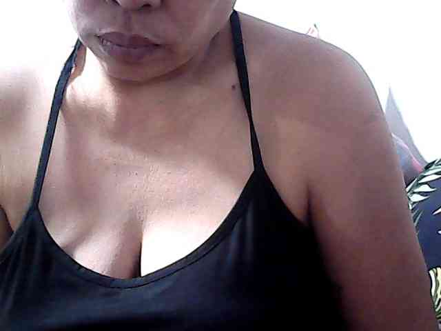 Holygurly webcam