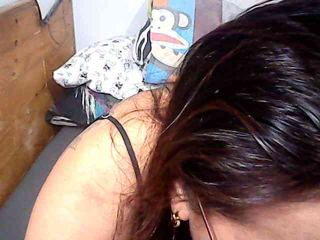 Holygurly webcam