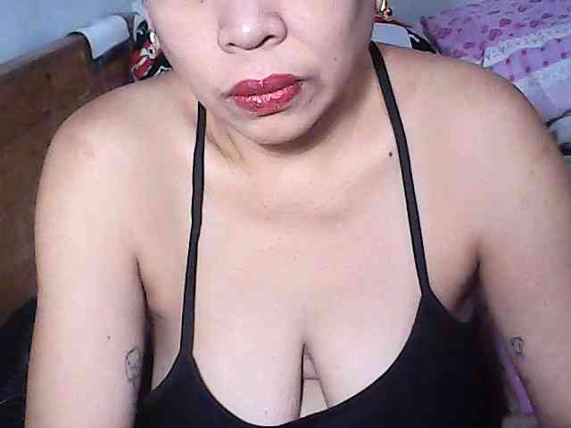 Holygurly webcam