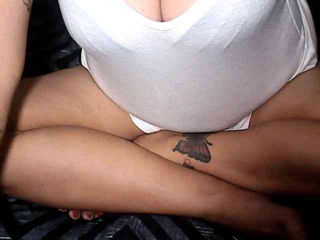 Holygurly webcam