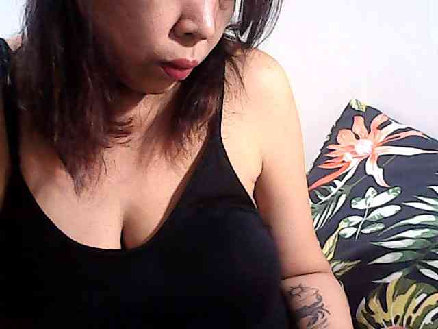 Holygurly webcam