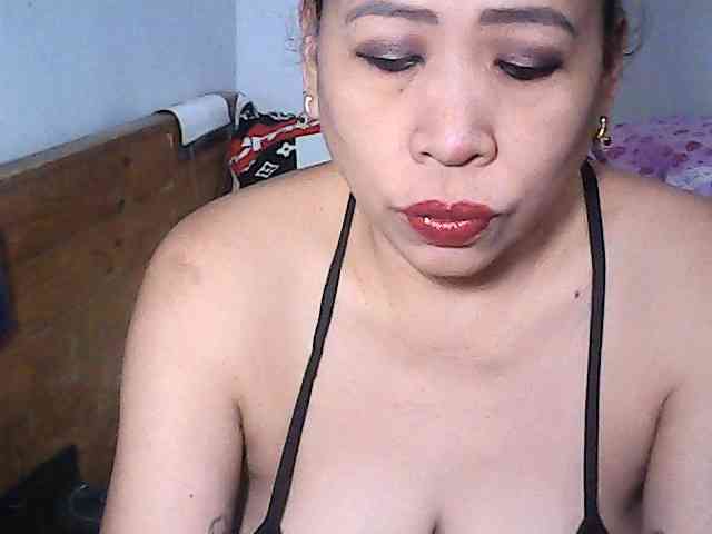 Holygurly webcam