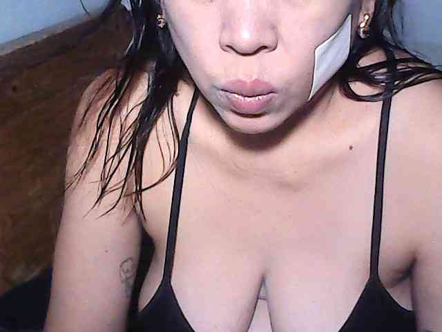 Holygurly webcam