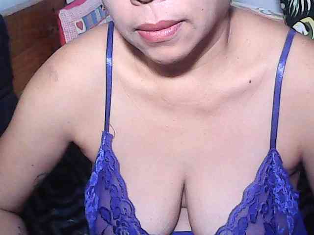 Holygurly webcam
