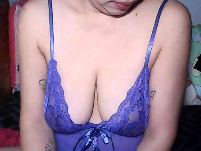 Holygurly webcam