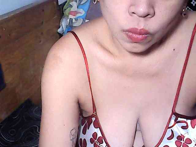 Holygurly webcam