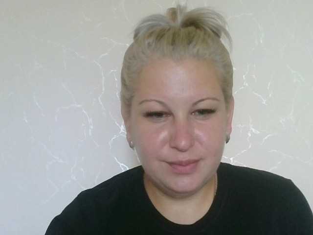 Ipina13 live cam on BongaCams