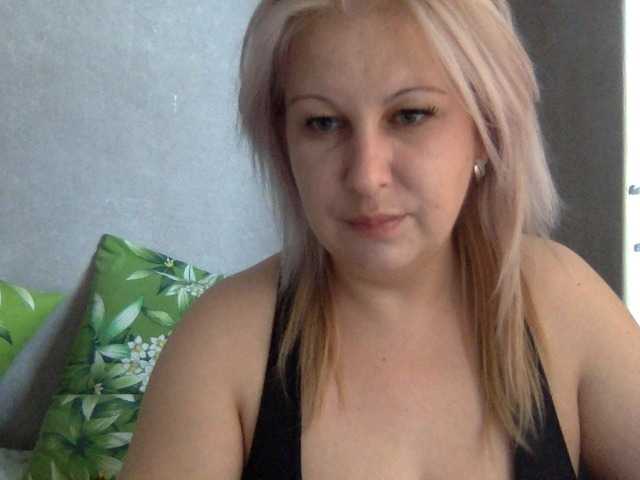 Ipina13 live cam on BongaCams