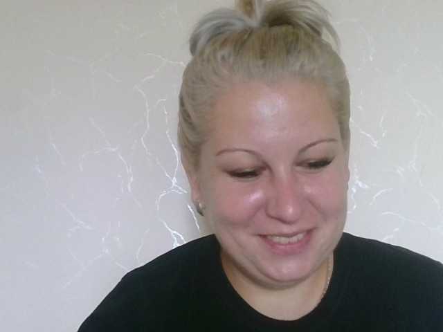 Ipina13 live cam on BongaCams