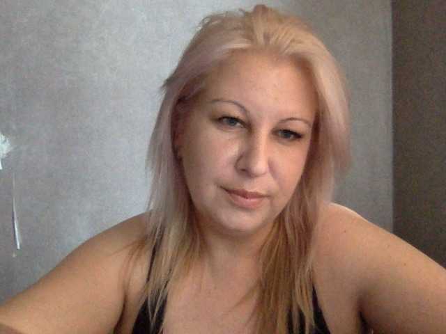 Ipina13 live cam on BongaCams
