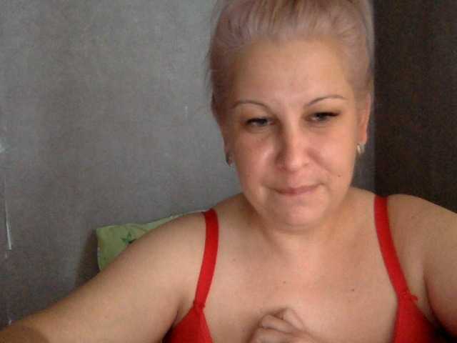 Ipina13 live cam on BongaCams
