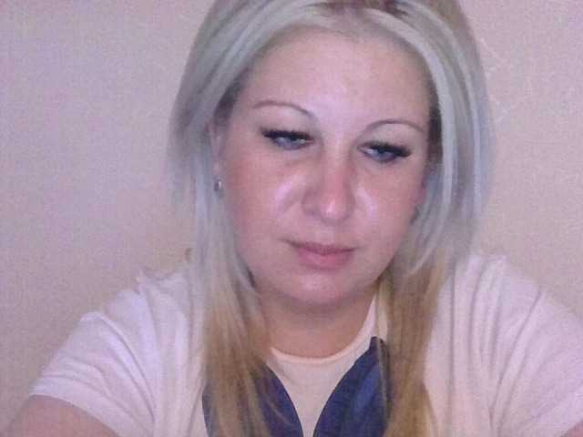 Ipina13 live cam on BongaCams