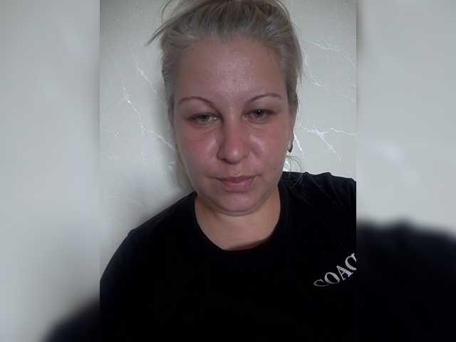 Ipina13 live cam on BongaCams