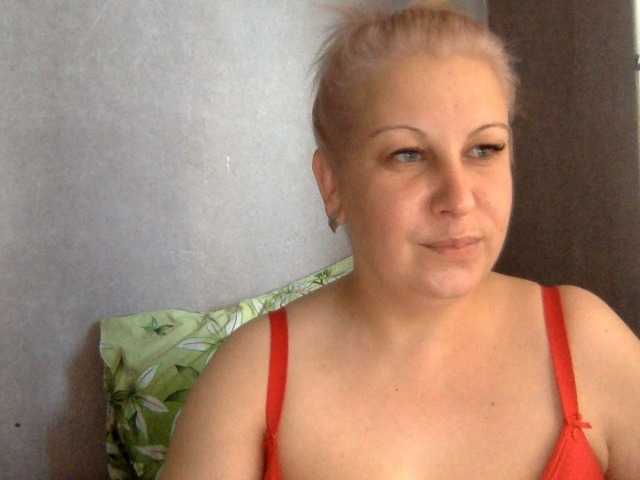 Ipina13 live cam on BongaCams