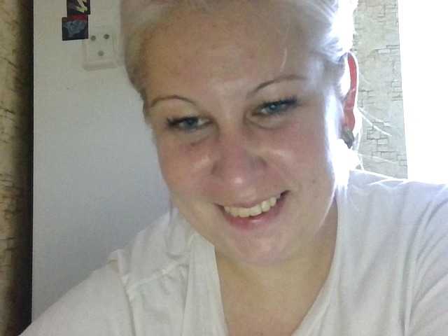 Ipina13 live cam on BongaCams