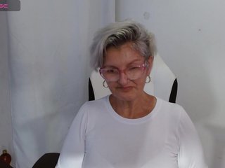 bety-cum3