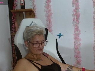 bety-cum3