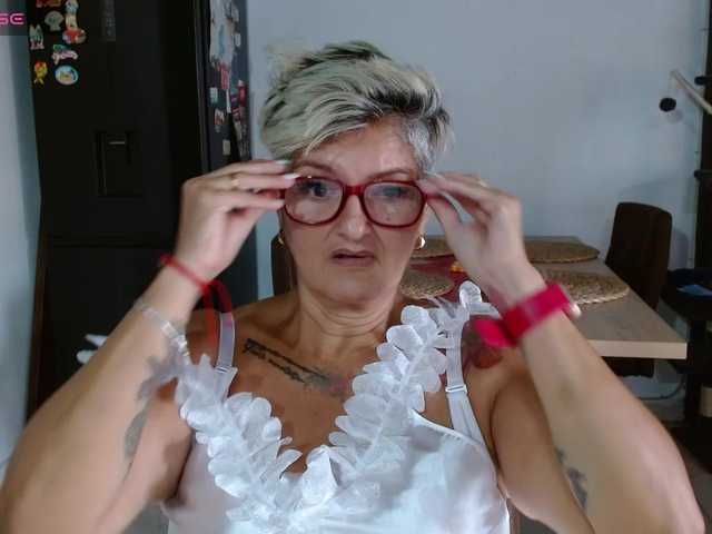 bety-cum3