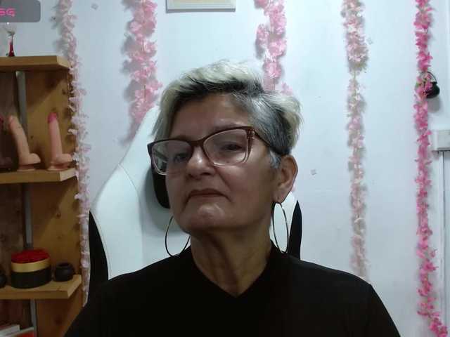 bety-cum3