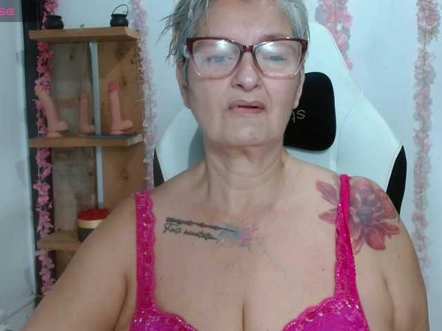 bety-cum3