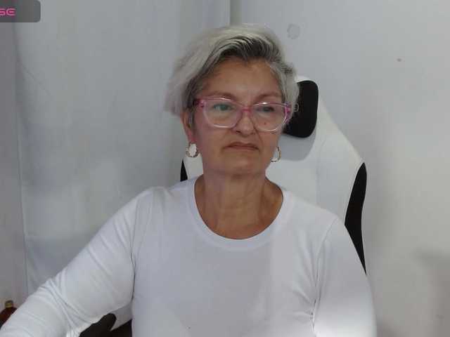 bety-cum3
