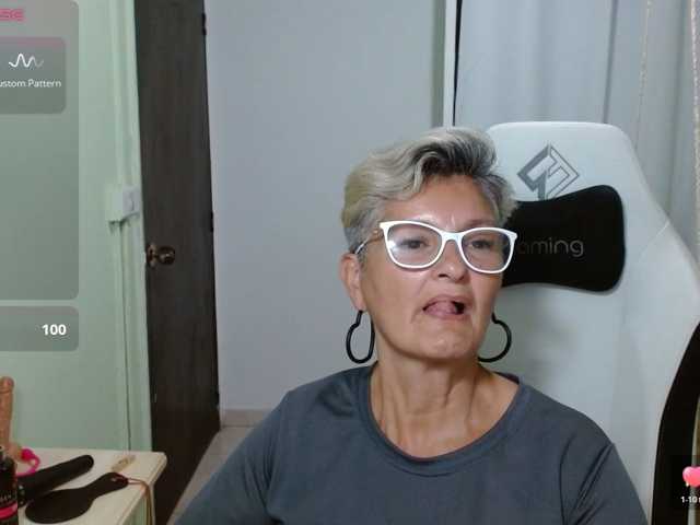 bety-cum3