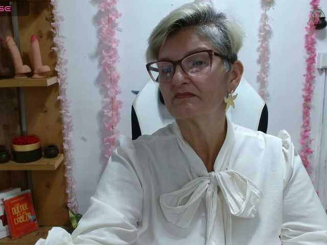 bety-cum3