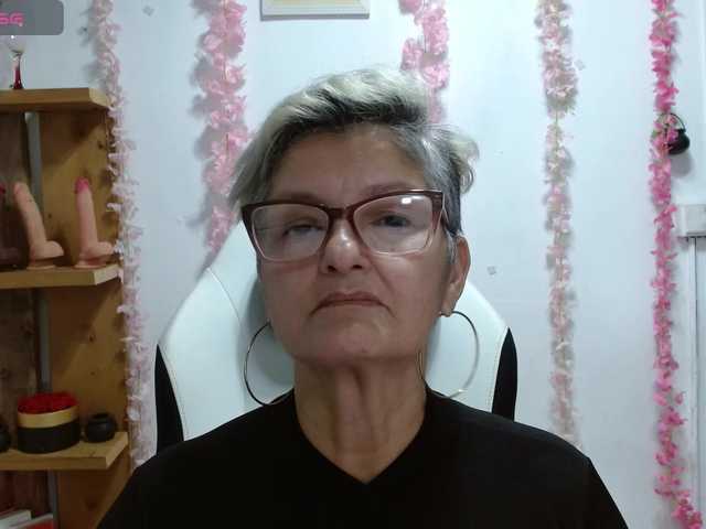 bety-cum3