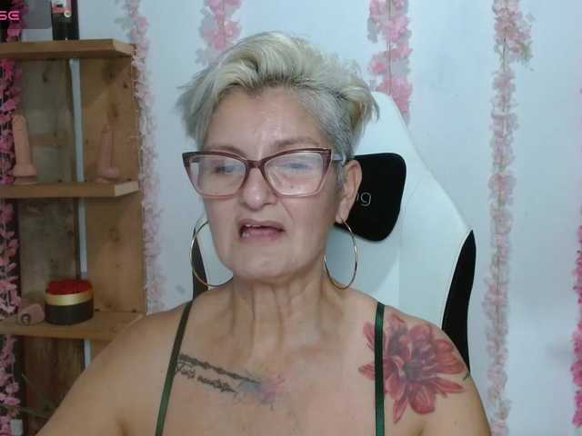 bety-cum3