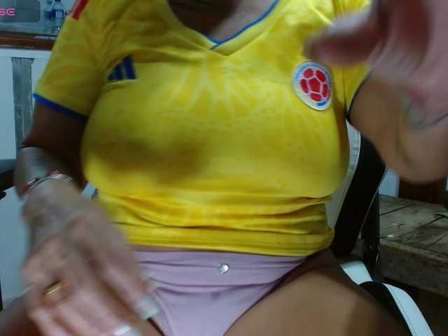 bety-cum3