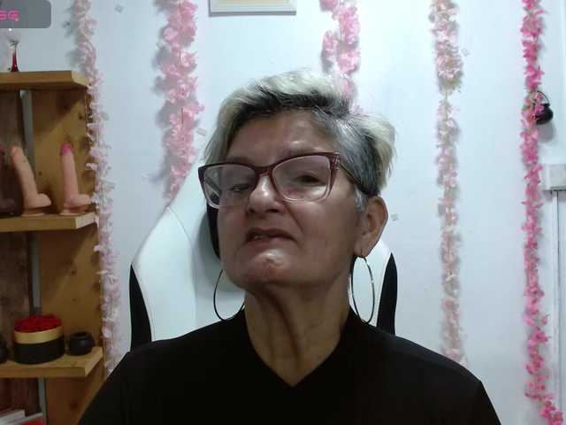 bety-cum3