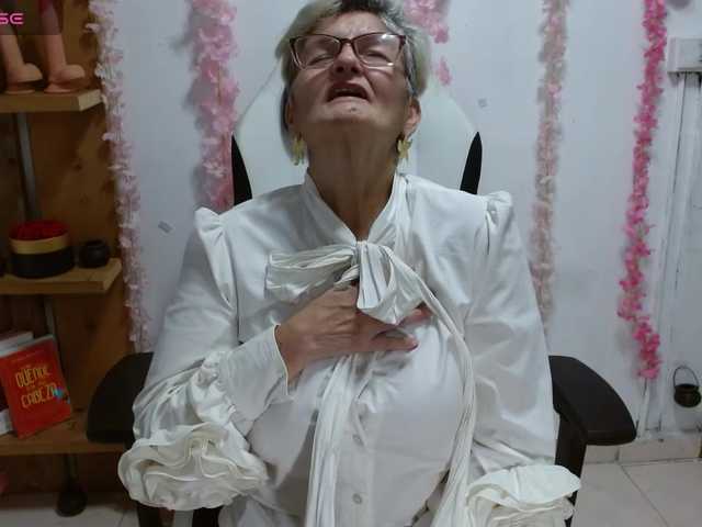 bety-cum3
