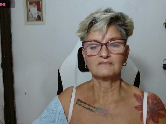 bety-cum3