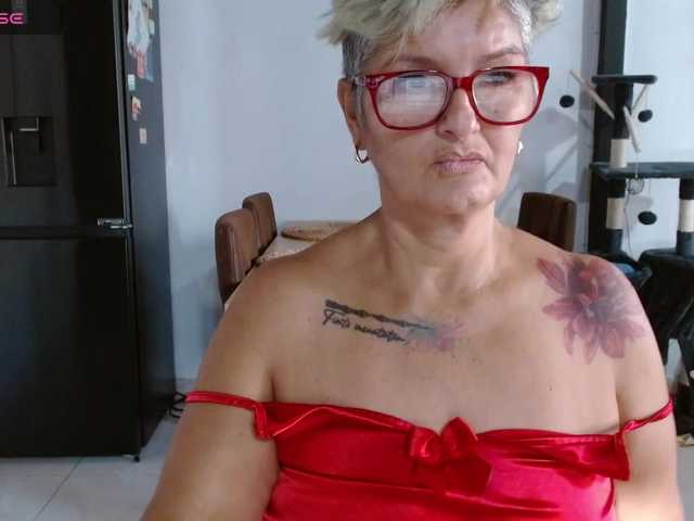 bety-cum3