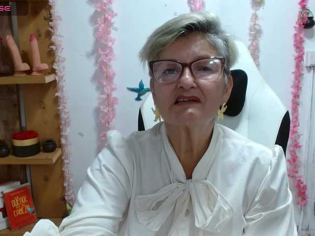 bety-cum3