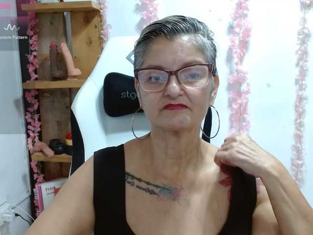 bety-cum3