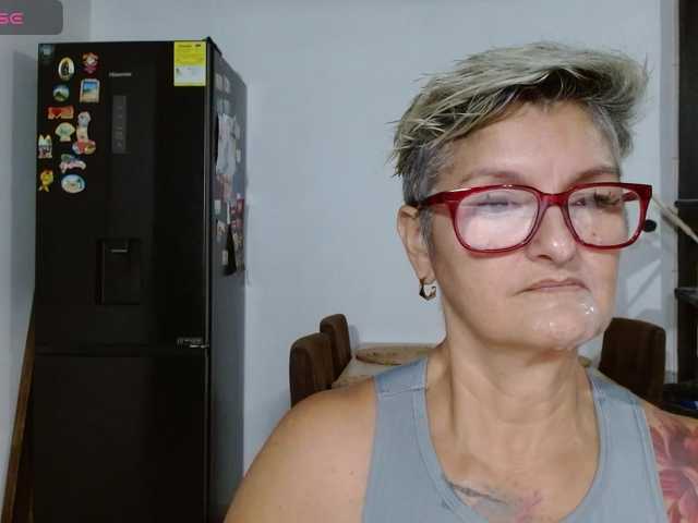 bety-cum3