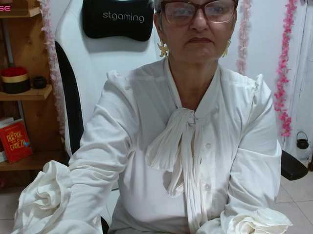 bety-cum3