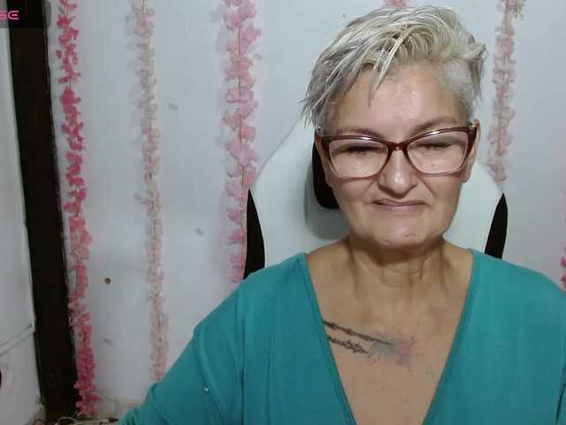 bety-cum3