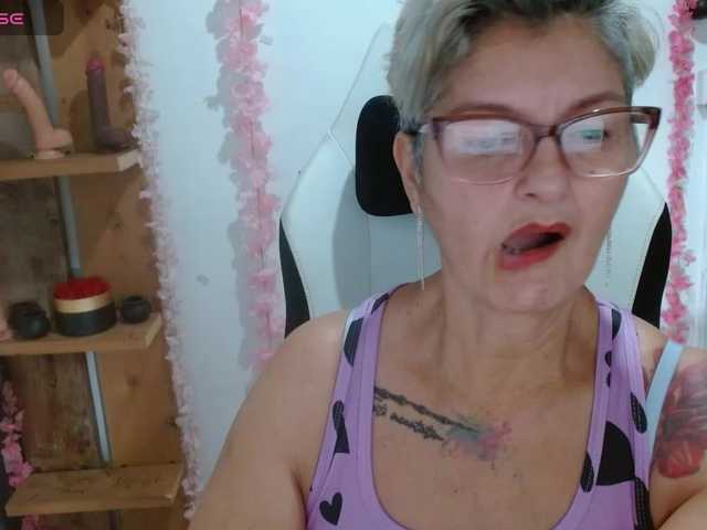 bety-cum3