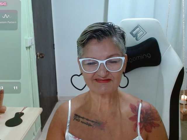 bety-cum3