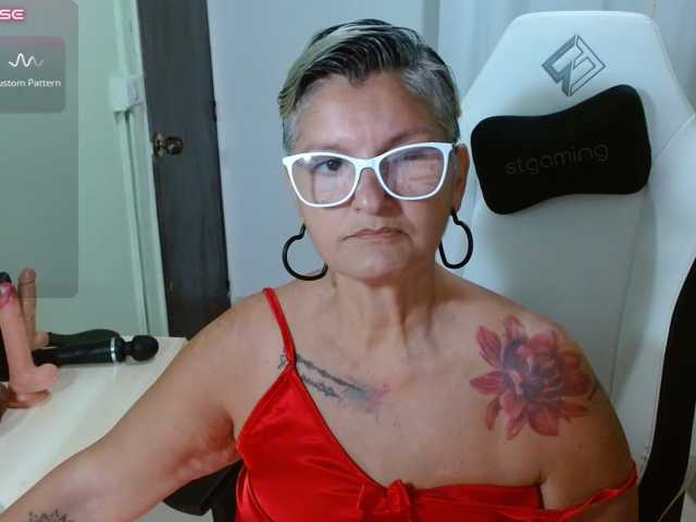bety-cum3